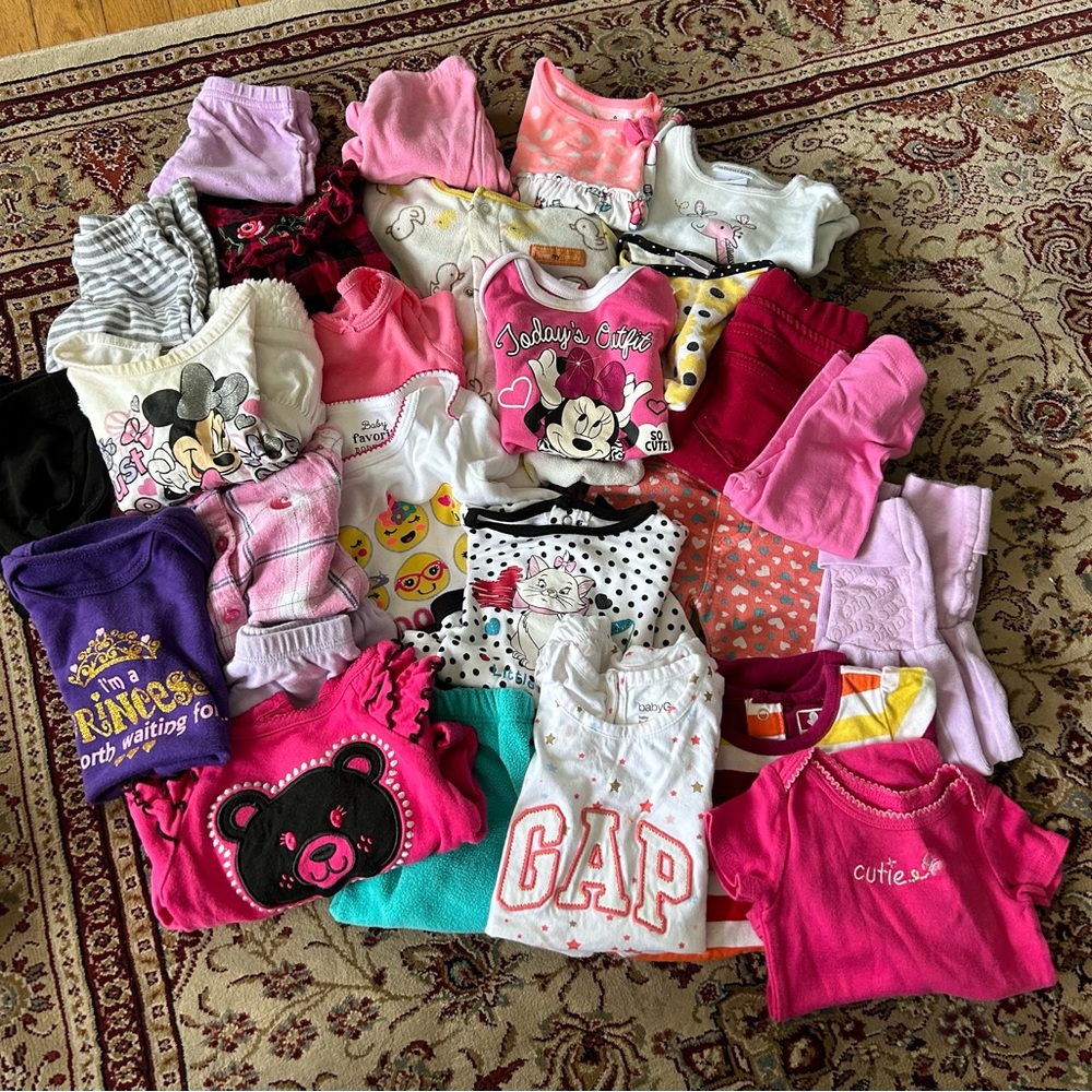 30 Piece 0/3 & 3/6 Months Baby Girl Clothes